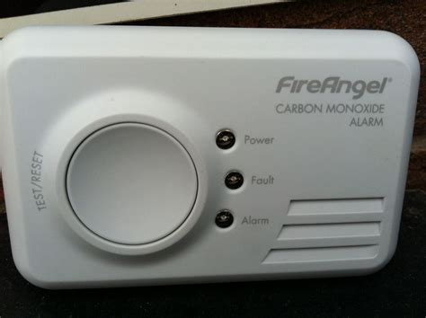 A carbon monoxide detector is a system unit which is tested to UL Standard 2075 and is designed to be used with a fire alarm system and receives its power from ...